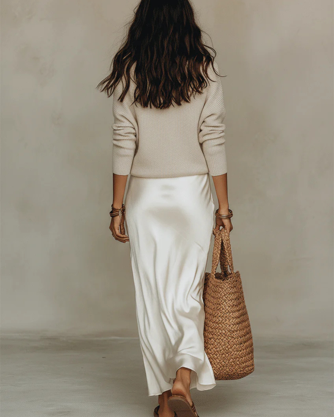 Elena | Robe Midi en Satin Avec Sweater