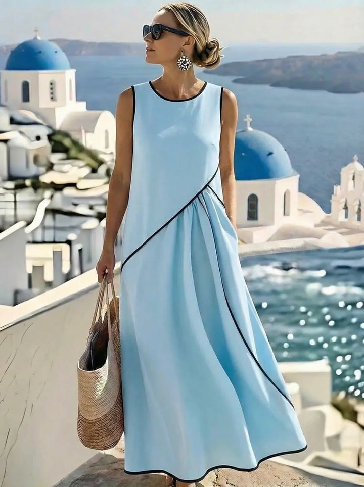 Soleia | Robe longue élégante et fluide drapée, sans manches et col rond
